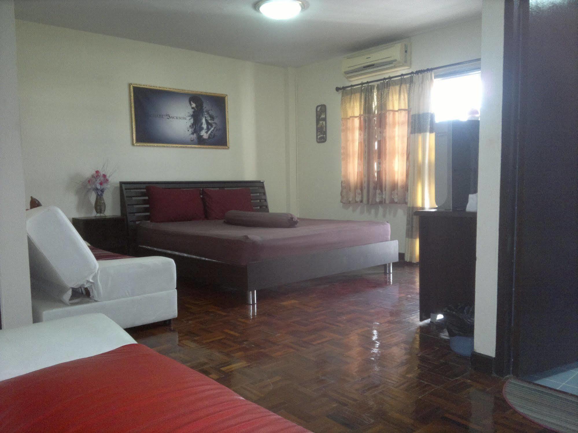 Joe Palace Jomtien Exterior foto